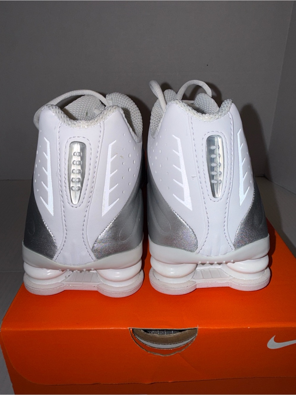 Nike Shox R4 White Metallic Silver Men’s Size 9 New Without Box Retail $155 - Picture 4 of 9